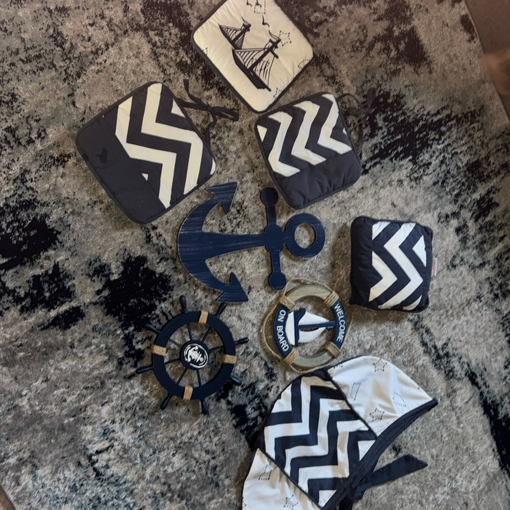 8 Piece Nautical Nursery Set